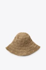 کلاه زنانه زارا BRAIDED BUCKET HAT