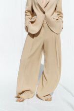 شلوار زنانه زارا LINEN BLEND WIDE-LEG TROUSERS WITH DARTS