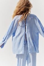 پیراهن زنانه زارا OVERSIZE STRIPED SHIRT WITH BACK VENTS AND TIES