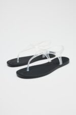 صندل زنانه زارا VINYL STRAP SANDALS