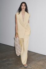 جلیقه زنانه زارا ZW COLLECTION OVERSIZE DOUBLE-BREASTED WAISTCOAT