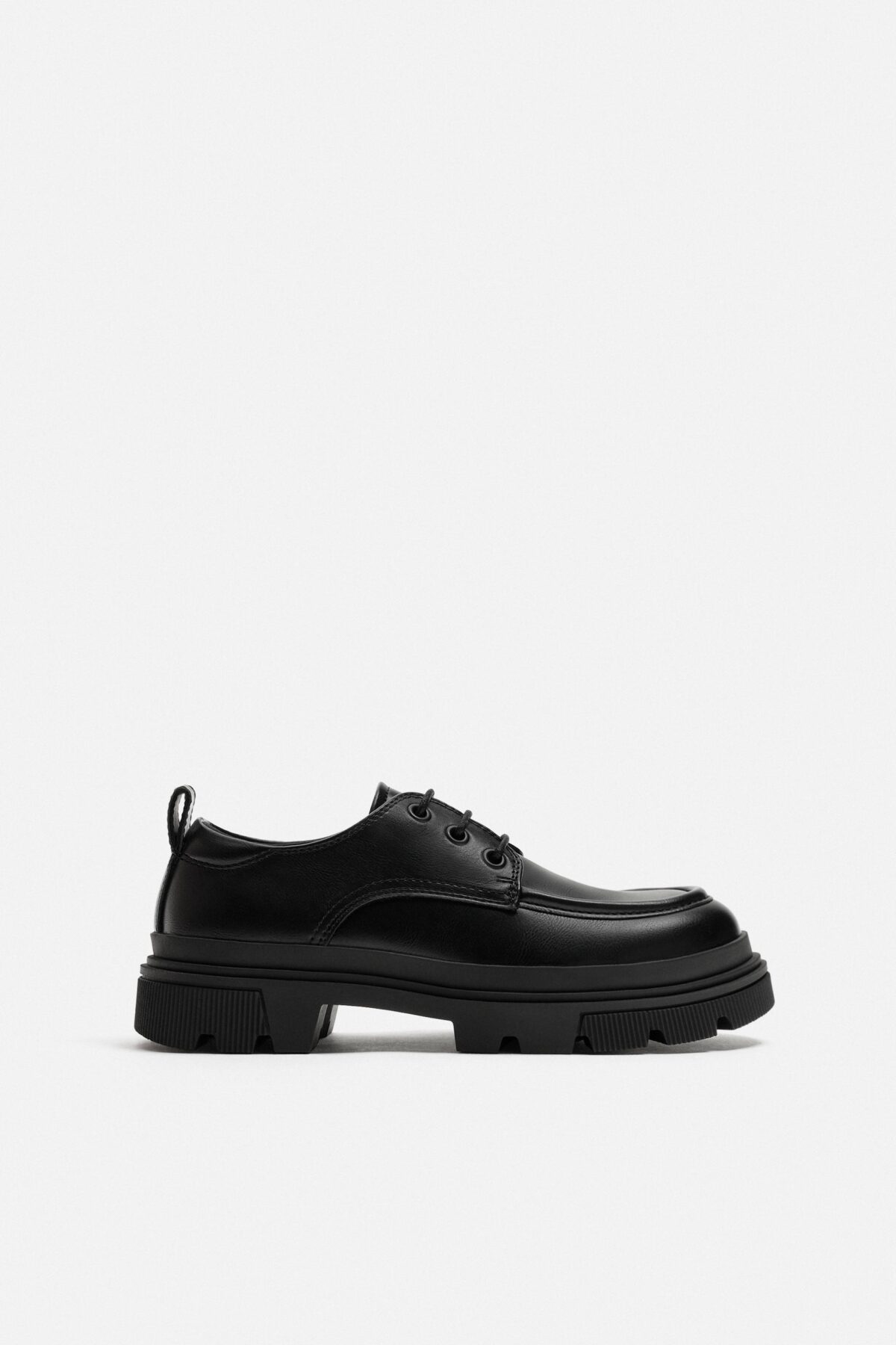12422620800 e1 scaled کفش مردانه chunky moc toe زارا